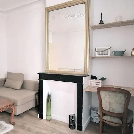 4 Personnes * Paris